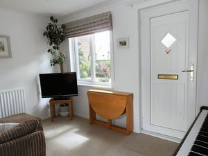 Front aspect- click for photo gallery